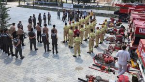 EKİPLER YANGIN RİSKİNE HAZIR