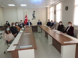 KADINA ŞİDDETE HAYIR !