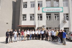 LİSE DİPLOMALI İLK MEZUNLAR