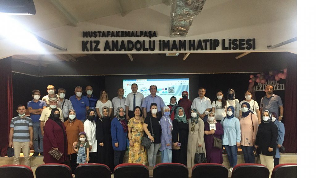 ‘KİTAP, BAŞARIYI ARTTIRIR’