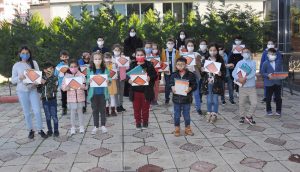 ERALP’TEN EĞİTİME TABLET DESTEĞİ