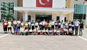 GELECEĞİN YILDIZLARI SERTİFİKALARINI ALDI