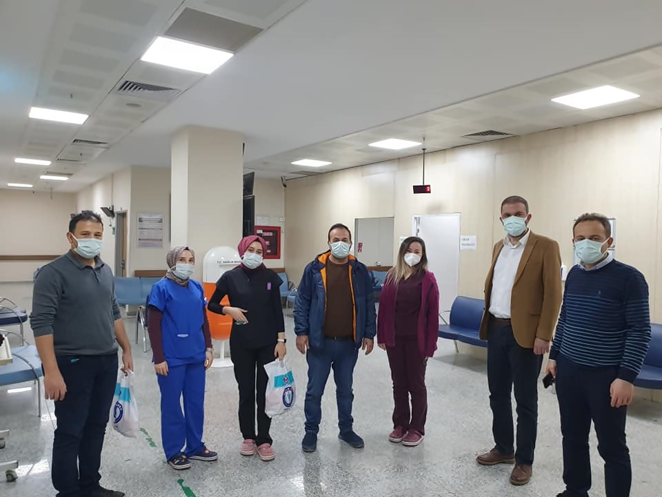 SAĞLIK ÇALIŞANLARINA SENDİKA MORALİ