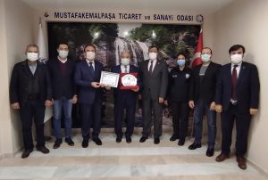 UZKINAY’A TEŞEKKÜR PLAKETİ