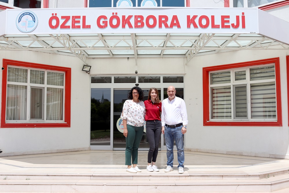 YABANCI DİL BİRİNCİSİ GÖKBORA’DAN