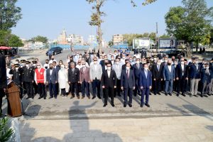 BÜYÜK ZAFERE COŞKULU KUTLAMA