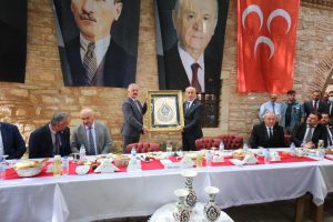 BÜYÜKATAMAN; ‘ERDOĞAN’IN YANINDAYIZ’