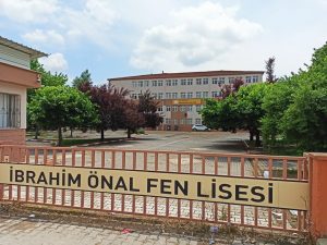 İBRAHİM ÖNAL FEN LİSESİ PARLIYOR