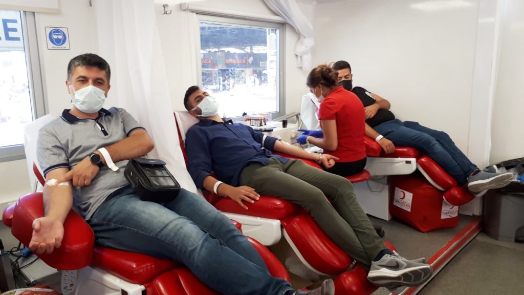 KAN BAĞIŞINA BÜYÜK İLGİ