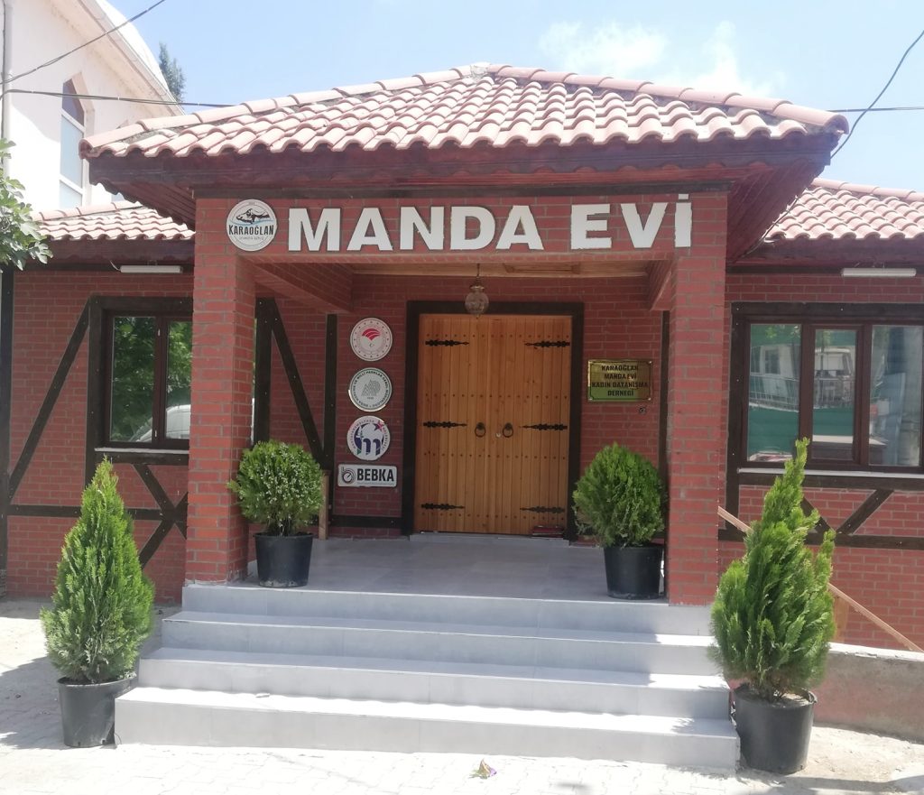 KARAOĞLAN MANDA EVİNE SEYİR TERASI, ÇEVRE YOLU VE OTOPARK YAPTIRILACAK