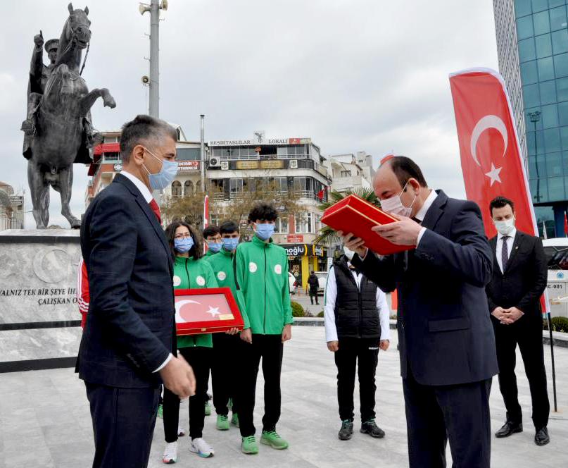 KUTSAL EMANETLER YOLA ÇIKTI