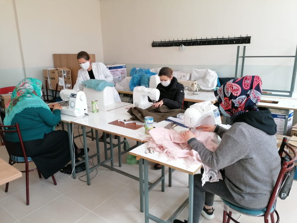 HEM KURSLARINA BÜYÜK İLGİ