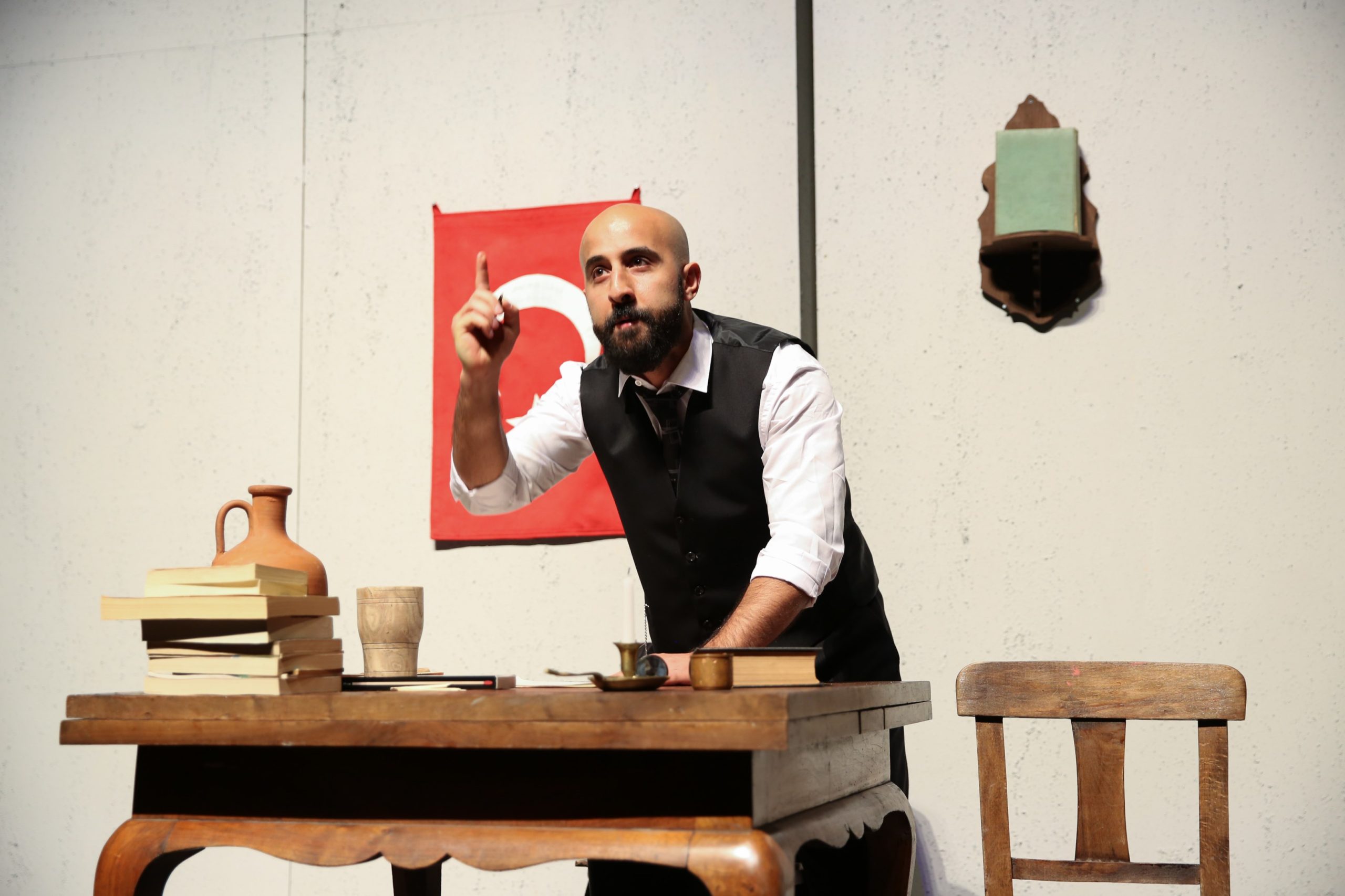 İSTİKLAL YOLU’NA BÜYÜK ALKIŞ