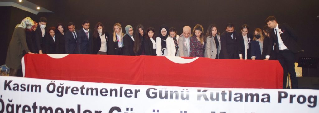 ÖĞRETMENLER GÜNÜ KUTLANDI