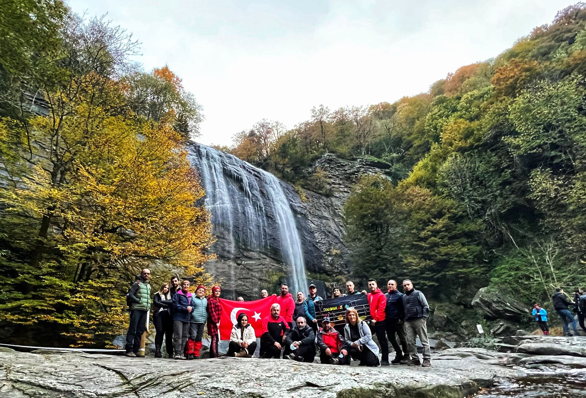 SUUÇTU, YALOVALI DOĞACILARI BÜYÜLEDİ