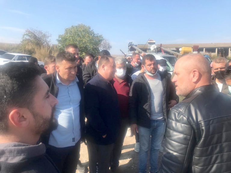 TOHUMLUK MISIR ÜRETİCİLERİ İSYANDA