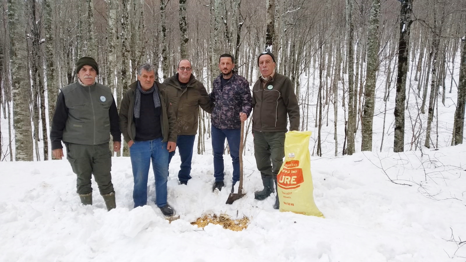 AVCILARDAN YABAN HAYATINA YEM DESTEĞİ