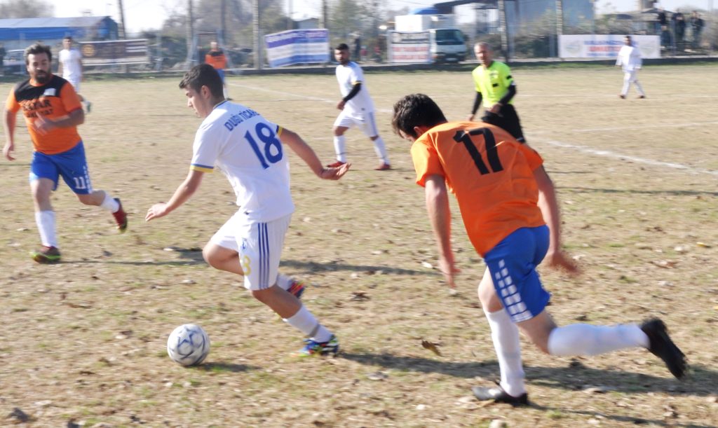 DÖRT TAKIM ÇEYREK FİNALİ GÖRDÜ