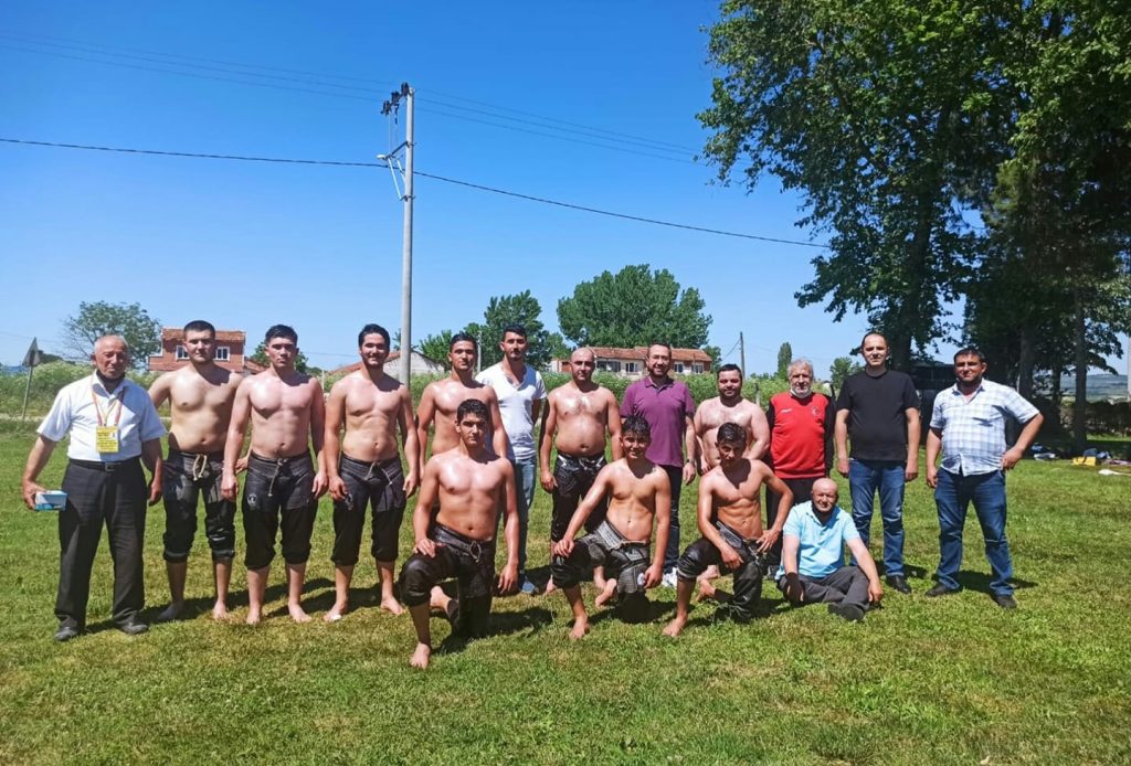 GÜREŞÇİLER YENİ SEZONA HAZIR