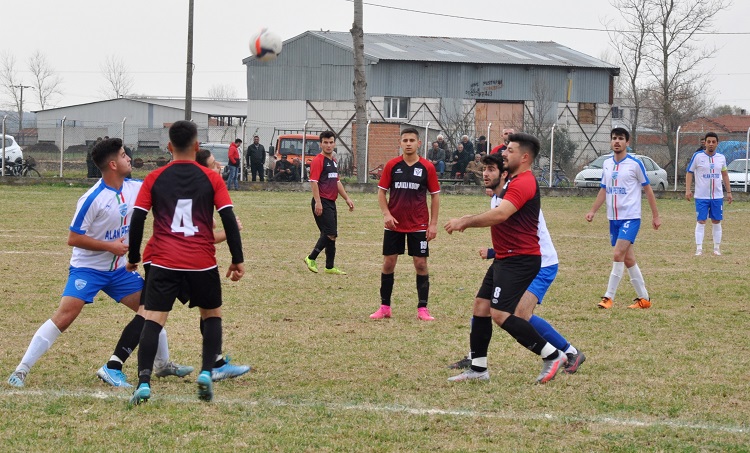 İLK ÇEYREK FİNALİSTLER BELLİ OLUYOR