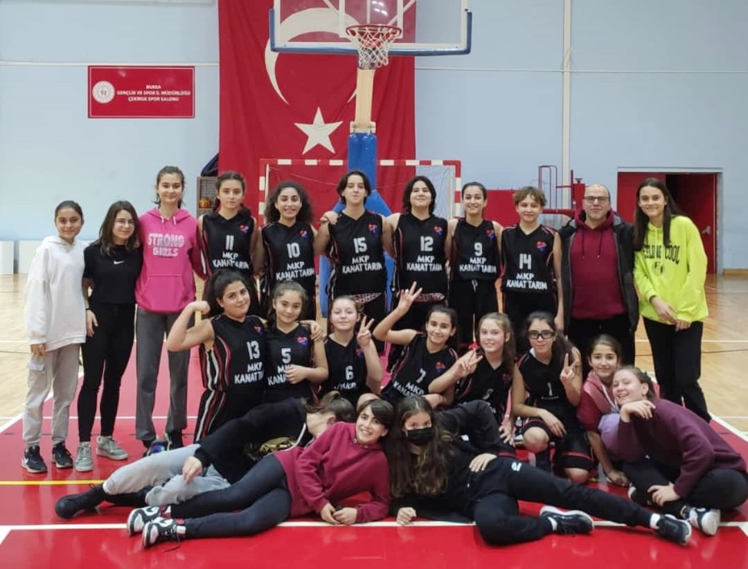 ŞAMPİYONLUĞA BÜYÜK ADIM