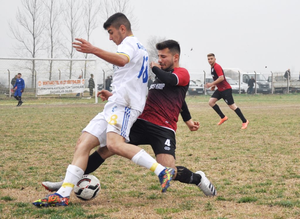 YEŞİLOVA’DA YARI FİNAL ZAMANI