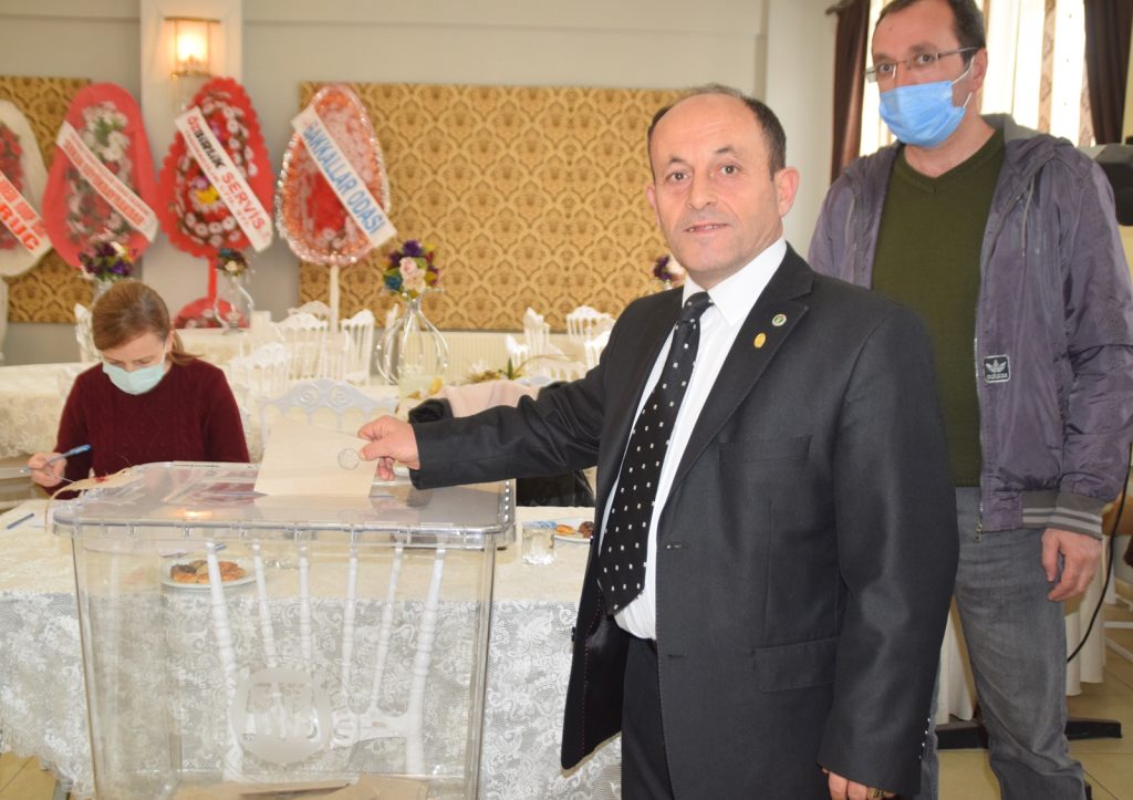 BAKKALLAR ODASI’NDA YILMAZ GÜVEN TAZELEDİ