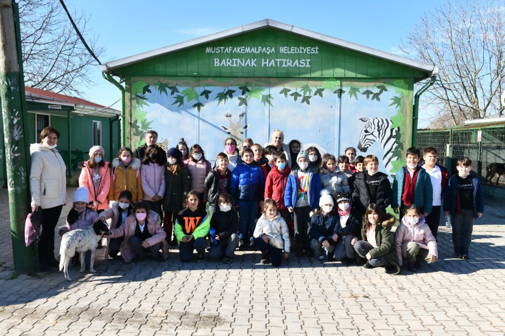 YÜREKLERİ ISITAN BULUŞMA