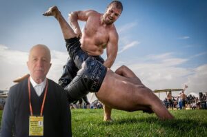 BASKINDAĞLI YAĞLI GÜREŞ FORUMU’NDA