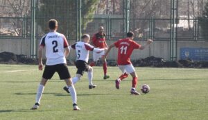 ROMAN NEFES, ÇIRPAN YARA ALDI