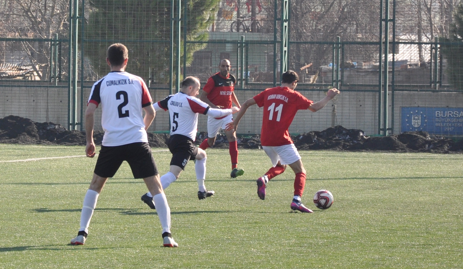 ROMAN NEFES, ÇIRPAN YARA ALDI