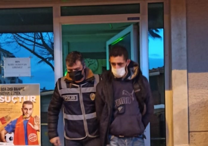 SUÇÜSTÜ YAKALANDI