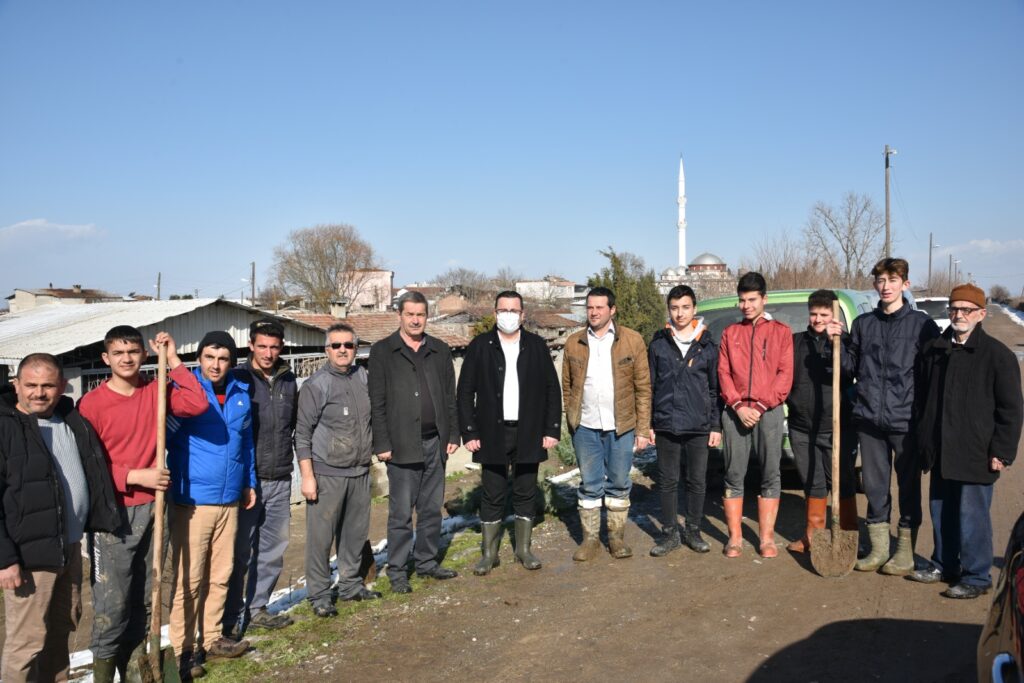 YAMANLI’DA AĞAÇLANDIRMA ETKİNLİĞİ