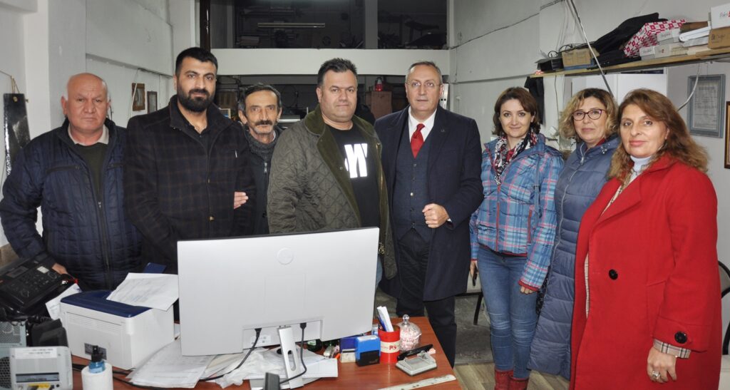 ‘TÜRKİYE DEĞİŞİM İSTİYOR’