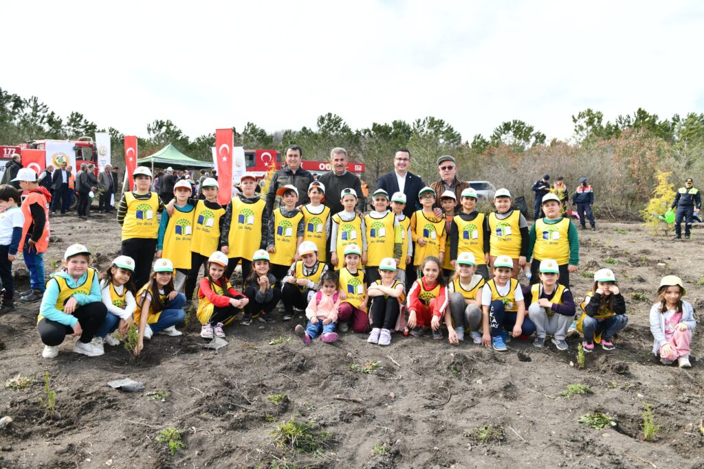 BAL ORMANINA 15 BİN FİDAN