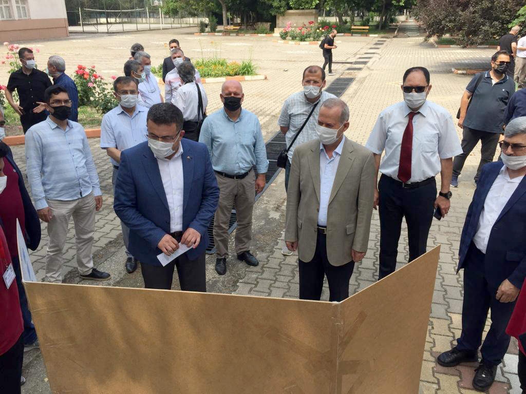 FEN LİSESİ’NDE TÜBİTAK FUARI