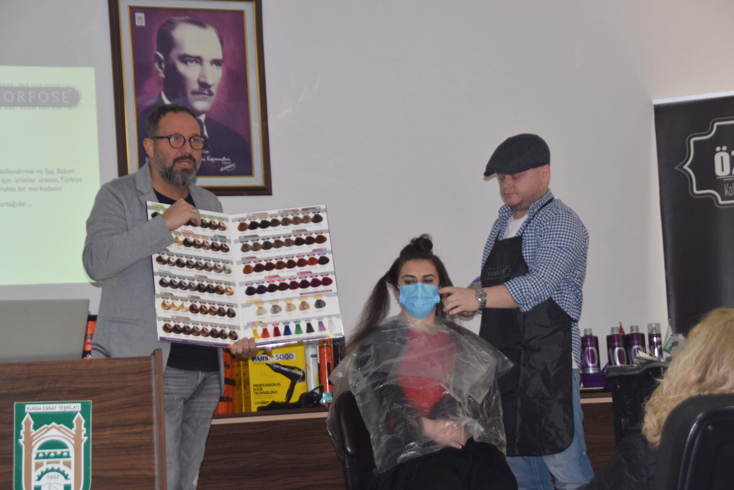 KUAFÖRLERE RENKLENDİRME VE TREND EĞİTİMİ