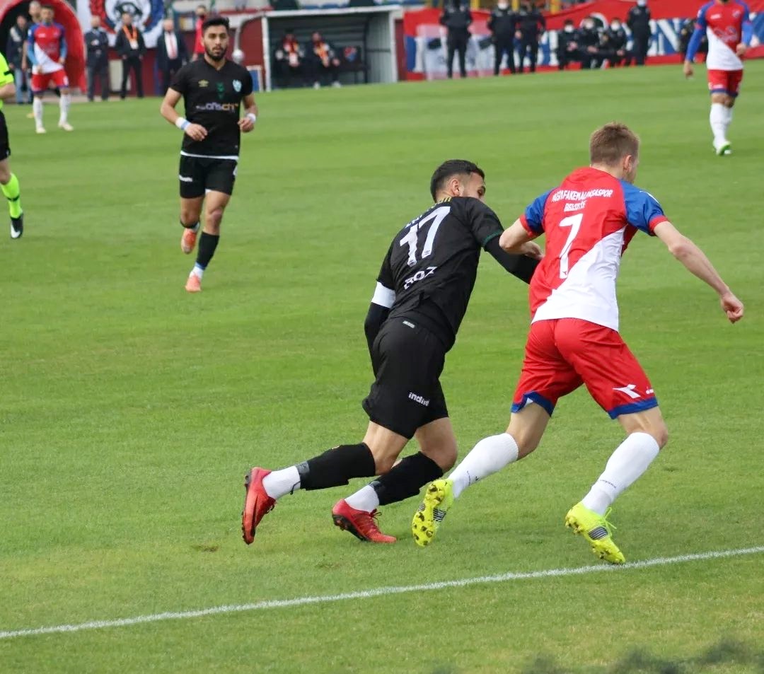 ZORLU DEPLASMAN HAFTAYA KALDI