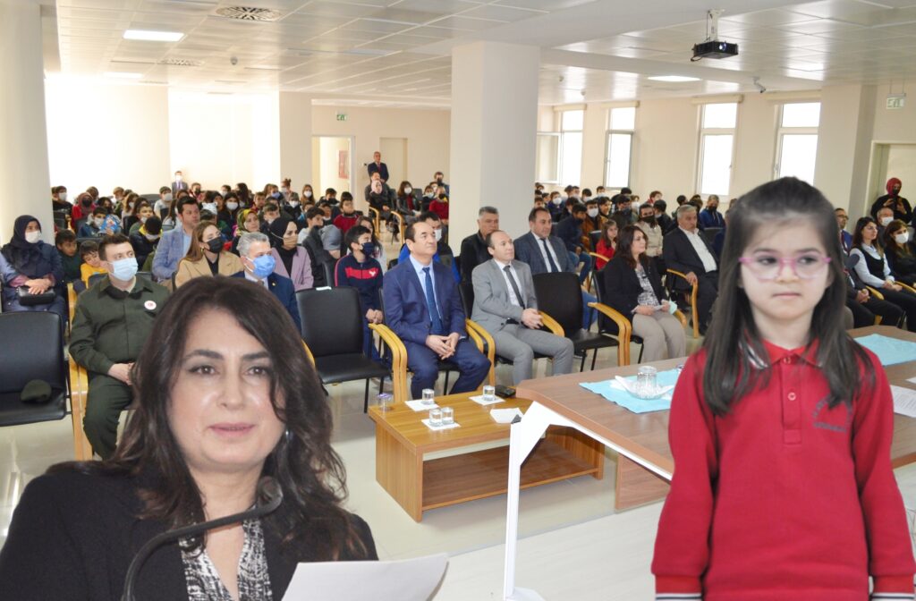 ‘KÜTÜPHANEDE HAYAT VAR’