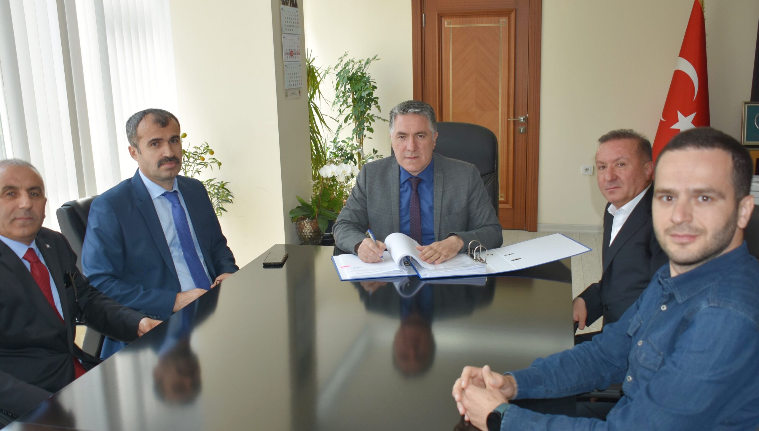 ARAZİ TOPLULAŞTIRMASI İÇİN YENİ SÖZLEŞME