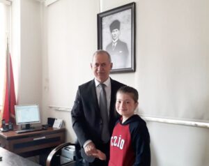 OKUL BAHÇELERİ AĞAÇLANDIRILSIN