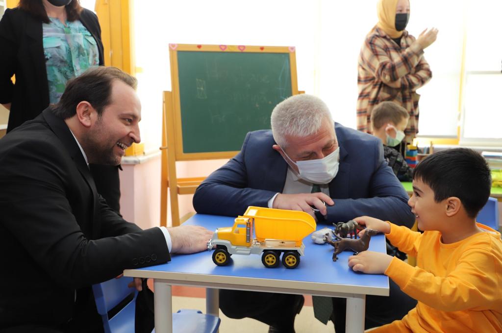 TEDAVİ GÖREN ÇOCUKLAR EĞİTİMDEN GERİ KALMAYACAK