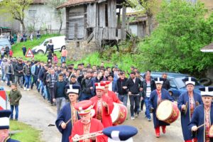 HACIAHMET’Lİ GENÇLERDEN GÖNÜLLERİ BİRLEŞTİREN HAYIR
