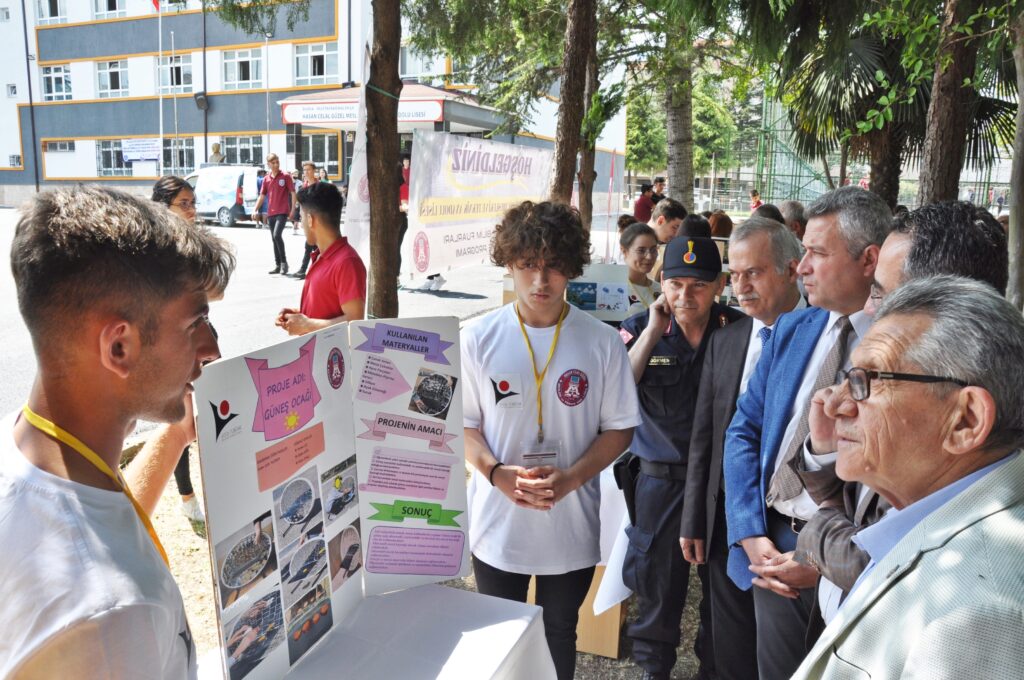 HASAN CELAL MTAL’DEN BİLİM SERGİSİ