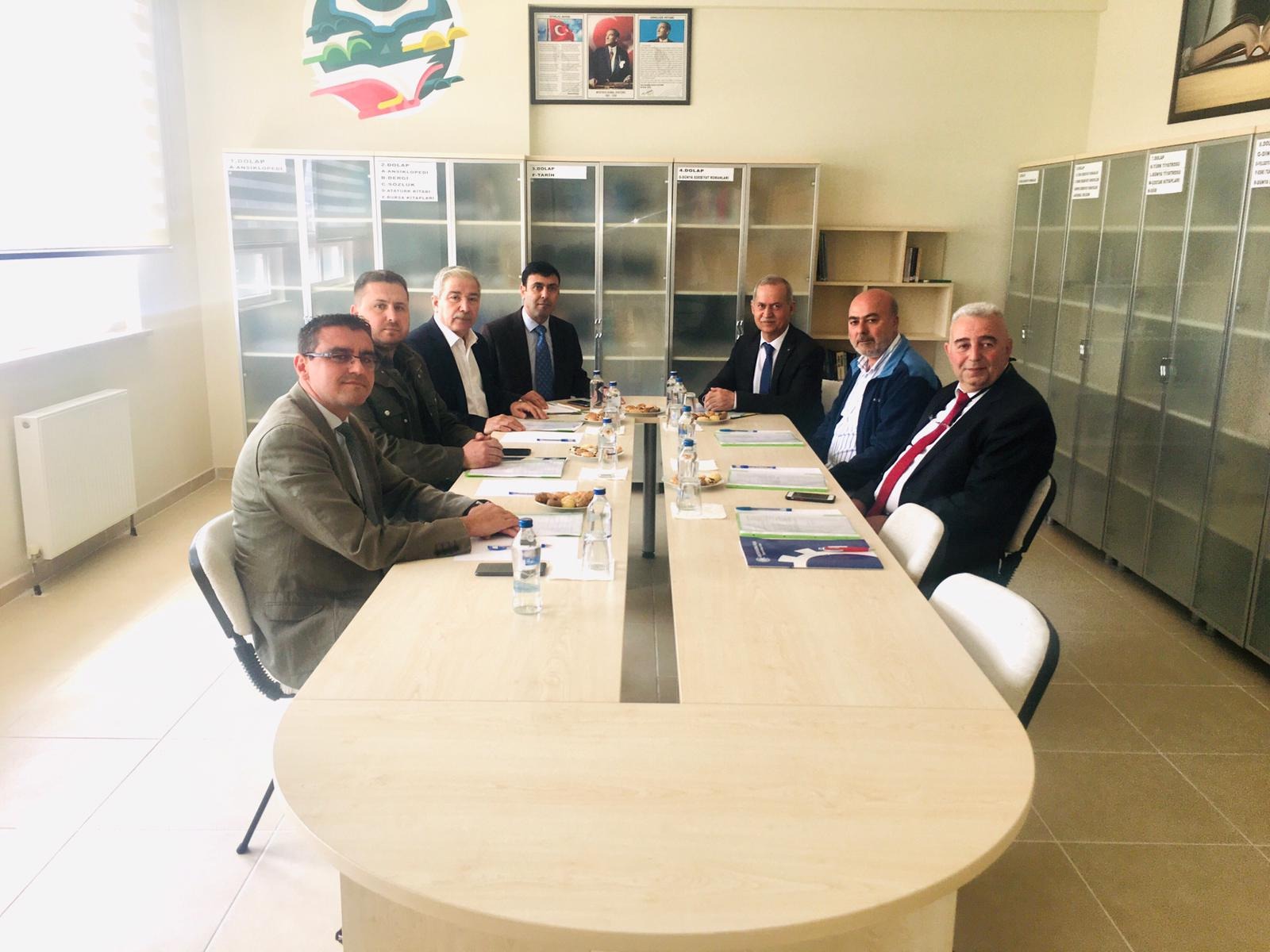 HEM ÖĞRENCİ HEM SEKTÖR KAZANACAK