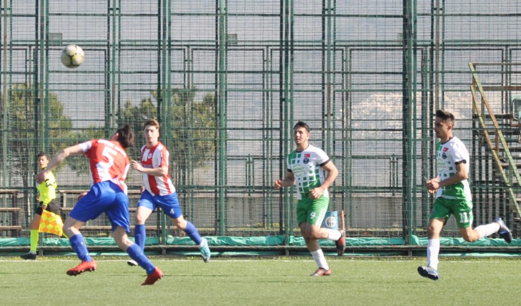 KÜMEDE DERBİ ZAMANI