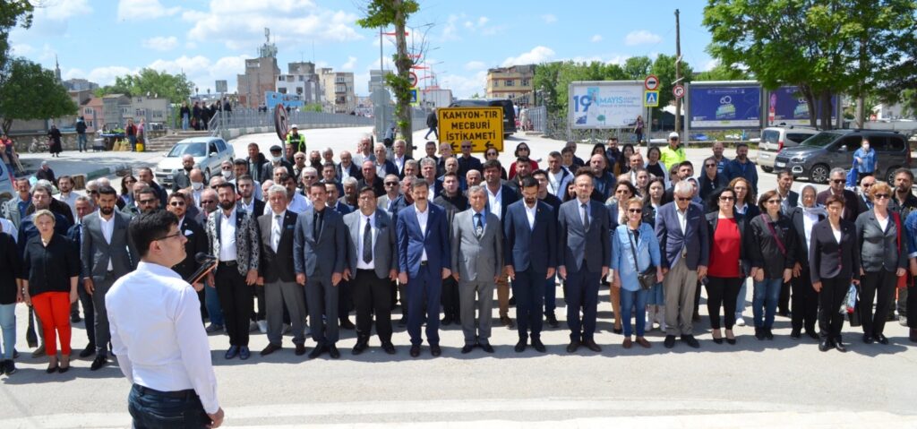 ‘GENÇLİĞE HİTABE’Lİ KUTLAMA