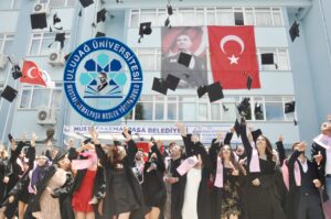 MYO’DA MEZUNİYET COŞKUSU