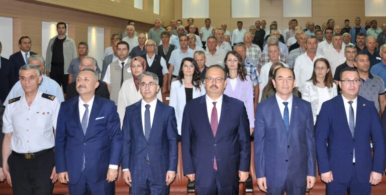 VALİ CANBOLAT MUHTARLARI DİNLEDİ