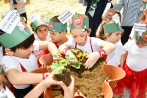 ÇOCUKLAR, YAZ ATÖLYELERİ İLE SIFIR ATIKLA TANIŞACAK